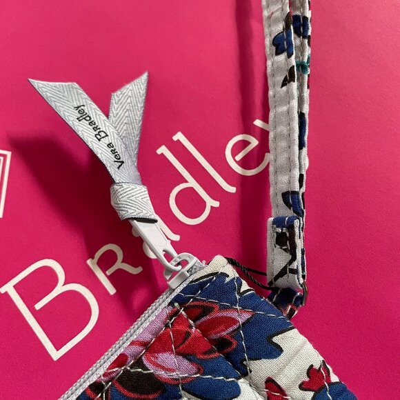 Vera Bradley Water Repellent ECO Hipster Crossbody & Matching Wallet Key Chain - Picture 2 of 11